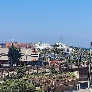 Apartamento Acogedor Frente Al Mar Elena Y Michele, Almería